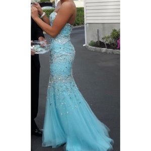 Beautiful Prom Dress!